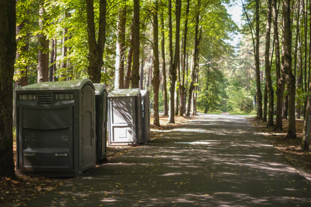 Best Porta potty rental near me  in Toppenish, WA